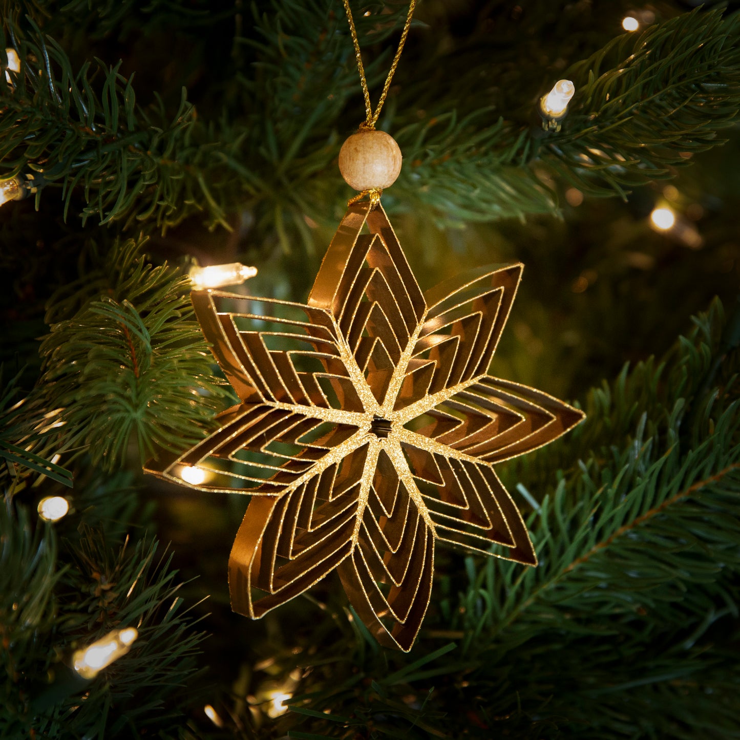 Quilling Snowflake "Inanna" gold with gold glitter - 4 inch Ø | Christmas / Winter