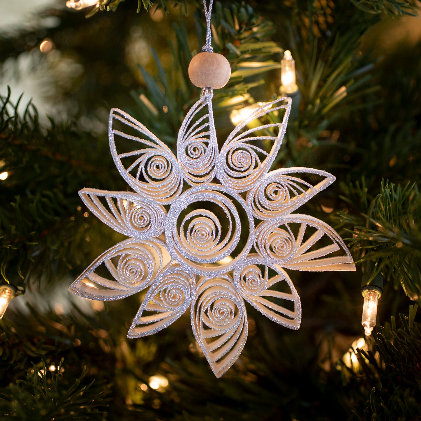 Quilling Snowflake "Aubin" white with silver glitter - 4 inch Ø | Christmas / Winter