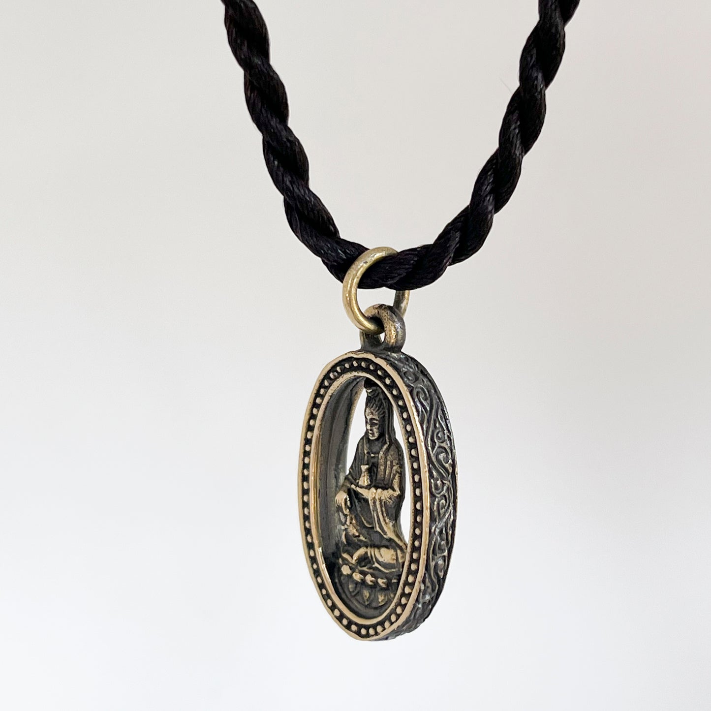 Guanyin 观音 Bodhisattva Pendant