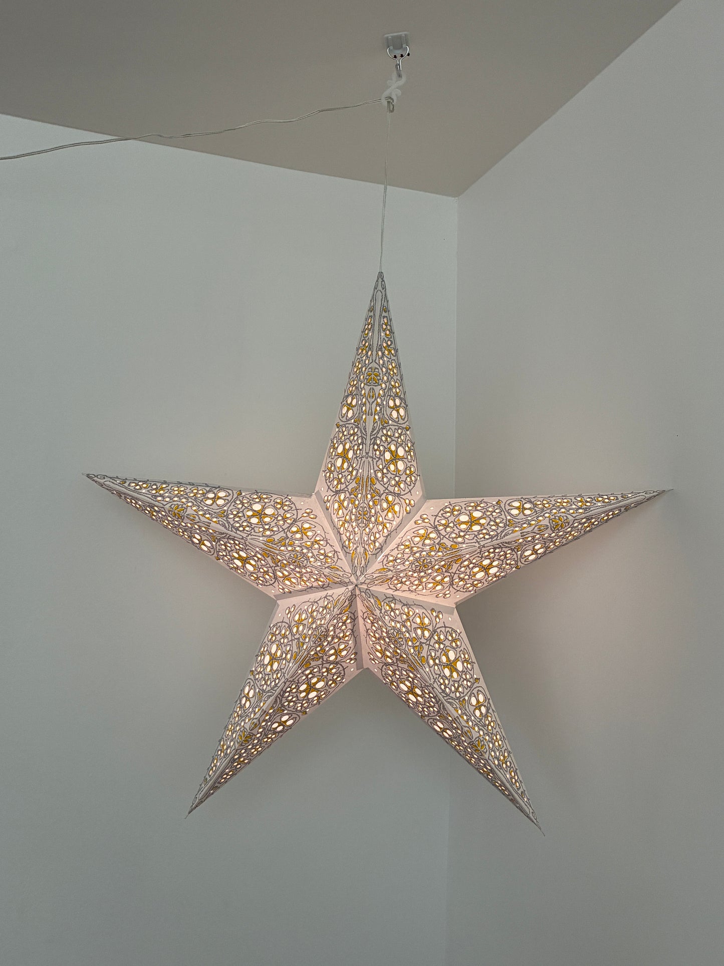 Removable Adhesive Wall & Ceiling Hooks for Hanging Paper Star Lanterns