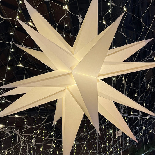 Moravian Star white 26-inch paper star light by Artschatz – grand classic Moravian form.